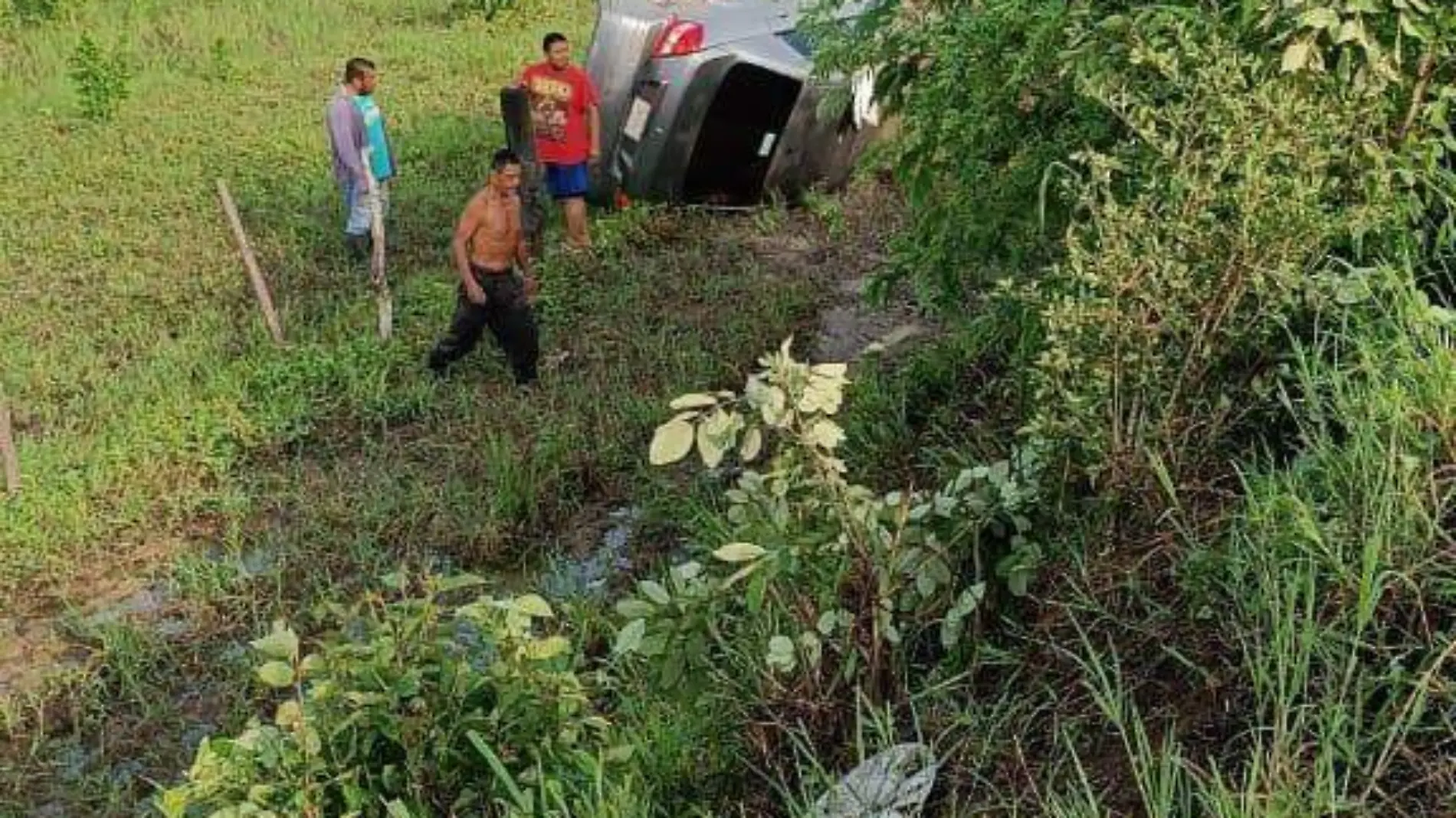 La conductora de la unidad se encuentra con graves lesiones 